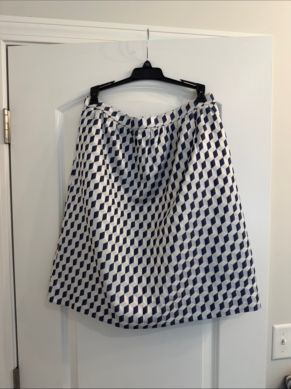 J. Crew Factory NWT size 8 Navy and White Geometric A-Line Skirt